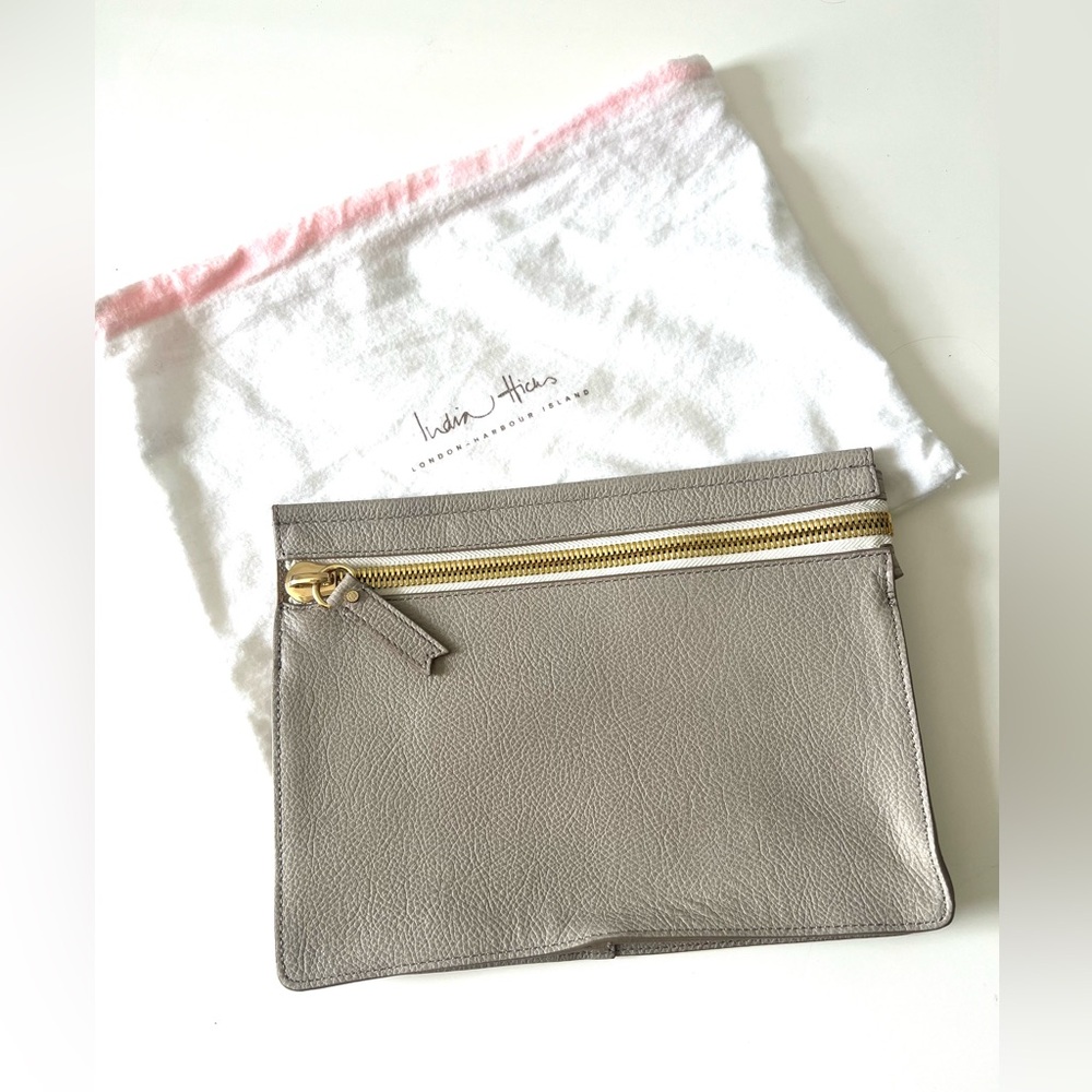 NWT India Hicks Dove Grey Clutch